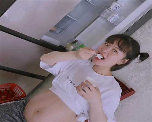 上海代孕产子搞笑GIF：那你挤怀孕了算谁的？